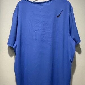 Nike AeroSwift
Men's Dri-FIT ADV Short-Sleeve Running Top